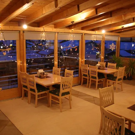 Wolf Hotel 3*